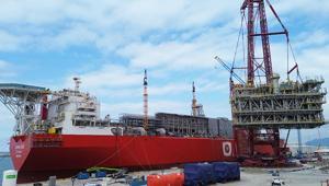 Karadeniz görevi öncesi kritik viraj dönüldü: Osman Gazi’ye 2 bin 500 tonluk ünite yerleştirildi