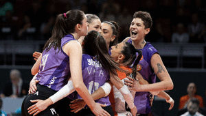 Eczacıbaşı, Galatasaray Daikini devirdi Ebrar ve Stysiak yıldızlaştı