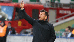 Kasımpaşada teknik direktör Emre Belözoğlu: Zor bir süreçten geçiyoruz