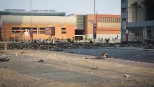 İran 10 günde 7 ülkeye 3 bin 95 mühimmat fırlattı