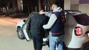 Kırşehirde 44 yıl hapis cezası bulunan firari, JASAT’ın titiz takibiyle yakalandı
