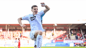 Fenerbahçede hedef Fisnik Asllani