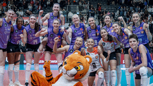 Kadınlar Şampiyonlar Liginde Eczacıbaşı set vermeden kazandı