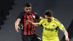 Fenerbahçe, Karagümrüke 2 golle kaybetti Zirve yarışında büyük yara aldı