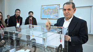 Dursun Özbek: Galatasaray için hayırlı olmasını diliyorum