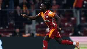 Galatasarayda Renato Nhaga taraftarı mutlu etmek istiyor