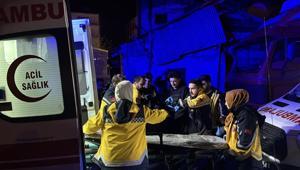 Aile içi kavga faciaya döndü Babası ve ağabeyini öldürdü, babaannesini yaraladı