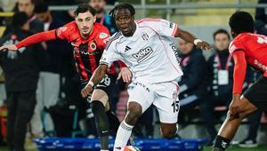 Beşiktaşın ilk golünü kaydeden Junior Olaitan: Derbinin ardından zor bir maçtı