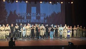 Çanakkale ruhu sahneye taşındı Destan Yazanların Hikayesi: Çanakkale 1915 etkinliği yapıldı
