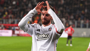 Beşiktaşta kılavuz, kaptan Orkun Kökçü