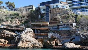 Antalyada falezlerde 26 noktada işgal, havadan görüntülendi: Derhal kaldırılsın