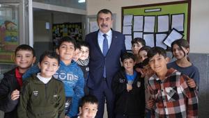 Ara tatil sona erdi, sınıflar doldu Bakan Tekin’den öğrencilere ve öğretmenlere mesaj
