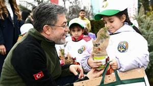 Bakan Yumaklı: Diktiğimiz her fidan yeşil vatanımızın birer parçası olacak