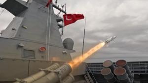 Savunma Sanayii Başkanı Haluk Görgün görüntüleri paylaştı Gemisavar füzesi ATMACA, kara hedefini tam isabetle vurdu