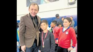 Aydında çocuklar oyunlarla eğlendi