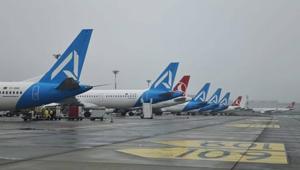 İstanbuldaki olumsuz hava koşulları hava trafiğini aksattı