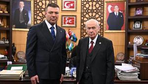 MHPde İzzet Ulvi Yönterin yerine Özgür Bayraktar atandı