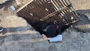 Mazgala bastı, kendini 1 buçuk metrelik çukurda buldu: Her gün kullandığı yol