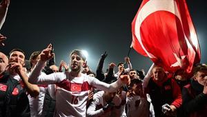 Dünya Kupasına katılma hakkı kazanan A Milli Takımına tebrik mesajları