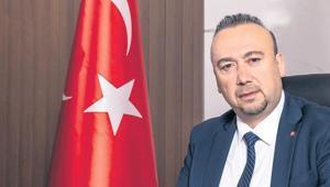 Sevgiliye belediyede hem iş hem makam