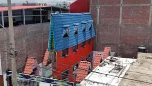 63 santimetrelik evde yok yok İçine girenler gözlerine inanamıyor