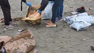 Sahilde gizemli çuval paniği Vatandaş fark etti, ekipler harekete geçti