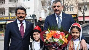 İçişleri Bakanı Mustafa Çiftçi, Kırşehirde çeşitli ziyaretlerde bulundu