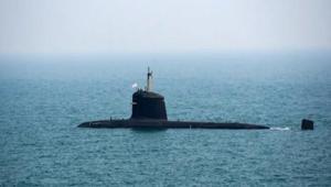 Hindistan yeni nükleer denizaltısı INS Aridhamanı suya indirdi Savunma Bakanından dikkat çeken sözler