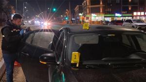 Bursada bir araca seyir halinde yorgun mermi isabet etti