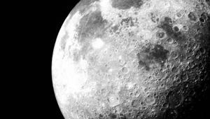 İnsanlığın en uzak yolculuğu Artemis II mürettebatı, Ayın çekim alanına girdi