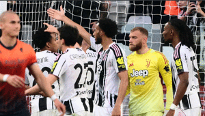 Serie Ada Juventus, Genoayı 2 golle geçti