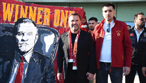 Galatasaray kafilesi, Göztepe maçı için İzmire geldi