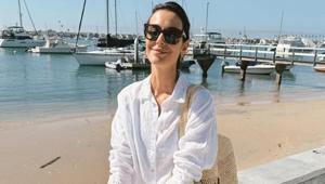 Fiziğiyle gençlere meydan okudu 53 yaşındaki Arzum Onanın pozlarına yorum yağdı