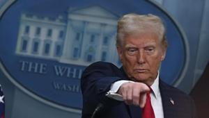 Trumptan medyaya tehdit: Şarlatanlık yapıyorlar, federal soruşturma başlatılacak