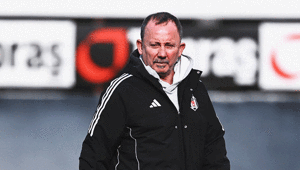 Beşiktaşta Sergen Yalçın Antalyaspor maçının kadrosunu belirledi