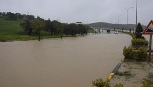 Hatay Valiliği duyurdu Antakya ilçesinde eğitime sağanak yağış engeli