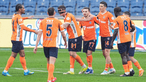 Başakşehir, 3 puanı 3 golle aldı Volkan Demirel galibiyete hasret