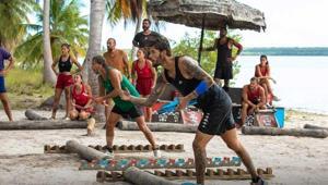 ELEME POTASI NETLEŞİYOR SURVİVOR 11 NİSAN KİM ELEME ADAYI OLDU Survivor 2026 dokunulmazlık oyununu hangi takım kazandı Ünlüler mi, Gönüllüler mi İşte haftanın son iki eleme adayı...