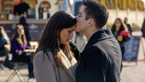 Uzak Şehirde aşk başkadır