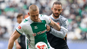 Süper Ligde Konyaspor, Fatih Karagümrükü mağlup etti