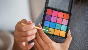 Merdiven altı makyaj malzemeleri cildi mahvediyor Bunları satın alan yandı