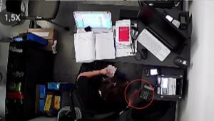 Adana’da diş kliniğinde 25 milyonluk vurgun iddiası 20 yıllık çalışan kameraya yakalandı