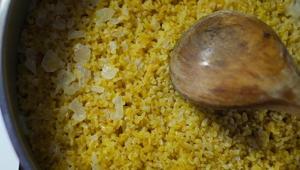 Tanesine bile kıyamayacaksınız: Bulgur pilavını lezzet bombasına dönüştüren o sır