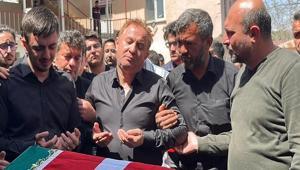 Öğrencilerine siper olan Ayla öğretmene veda Eşinden yürek yakan sözler: Buraya ev yaptıracaktık, cenazesi geldi