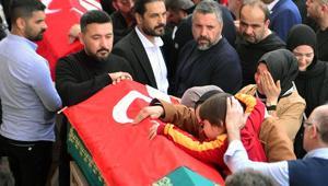 Kahramanmaraştaki okul saldırısı Hayatını kaybeden Zeynep Kılıç’ın annesinin sözleri yürekleri dağladı: Ablan cennete gitti oğlum