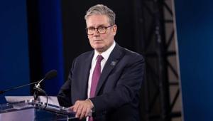 İngilterede Epstein depremi Starmera istifa çağrısı geldi