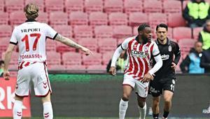 MAÇ BAŞLADI Samsunspor-Beşiktaş maçı hangi kanalda CANLI olarak yayınlanıyor Samsunspor-Beşiktaş maçı son dakika gelişmeleri...