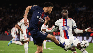 PSG evinde yıkıldı Olimpik Lyon 2 golle kazandı
