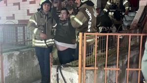 Yangının ortasında can pazarı Mahsur kalan 20 kişi kurtarıldı