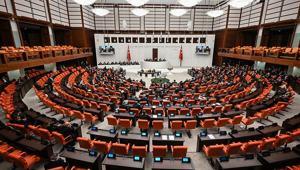 SON DAKİKA Kanun teklifi TBMMde kabul edildi: Doğum izni uzatıldı, sosyal medyaya yaş sınırı geldi